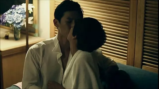 酔って人の愛性のテーブル エロ 動画 無料 鈴木 一徹