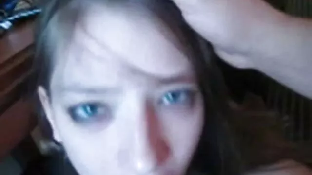 酔って赤ん坊fucks男はそれをすべてビデオに変えます 無料 レズエッチ 動画