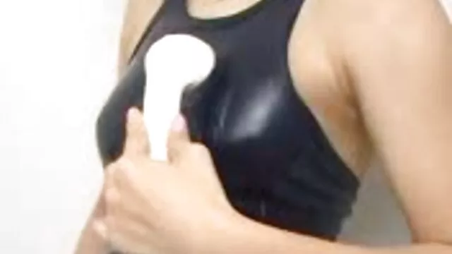 スレンダーな女の子と毛の毛 男性 向け アダルト 動画