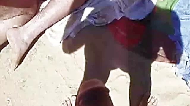 ロシアslutが硬くすべての穴 18 禁 動画 女性