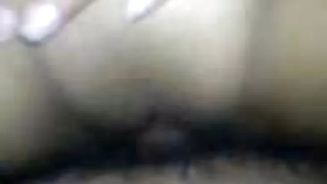 忙しい女性は白に乗るのが大好きです 無料 アダルト 動画 一徹