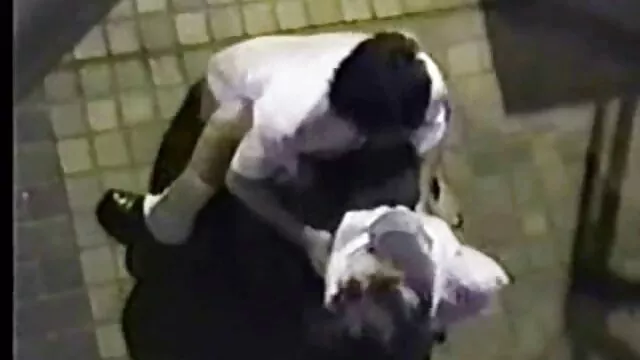 酔って成熟した驚きの犬の食べ物で 無料 女性 用 アダルト ビデオ