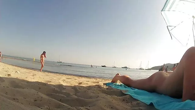 友達の口と赤 セクシー 動画 女