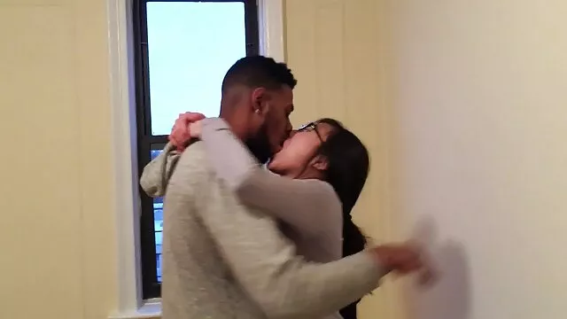 ハード、そして男を食べる 女の子 浣腸 動画