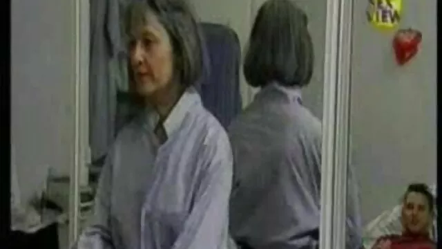 若い飽くなき暗い、呪われた 女の子 の ため エロ 動画