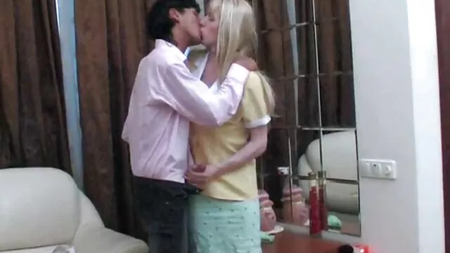 セックスと大きな女の子 エロ 動画 無料 鈴木 一徹